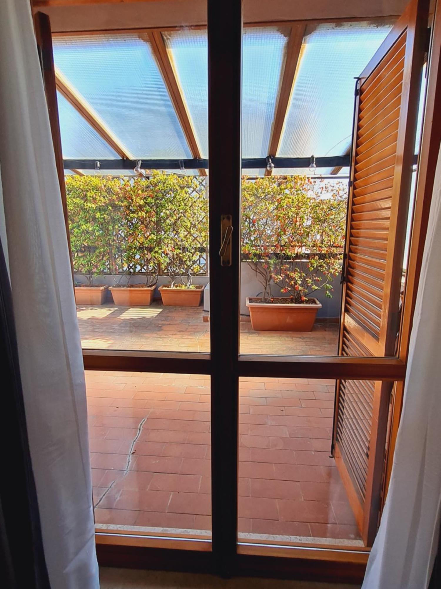 Mansarda Luminosa E Confortevole ฟลอเรนซ์ ภายนอก รูปภาพ
